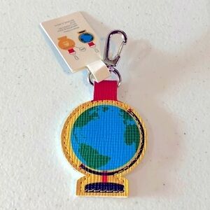 💐5/25 Aldi world globe quarter holder key chain purse charm